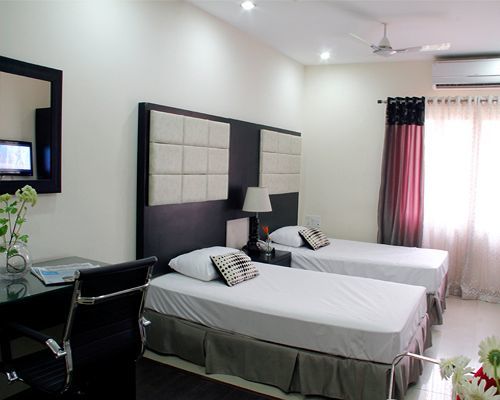 Hotel At Home Suites , Gachibowli, Hyderabad Exteriör bild